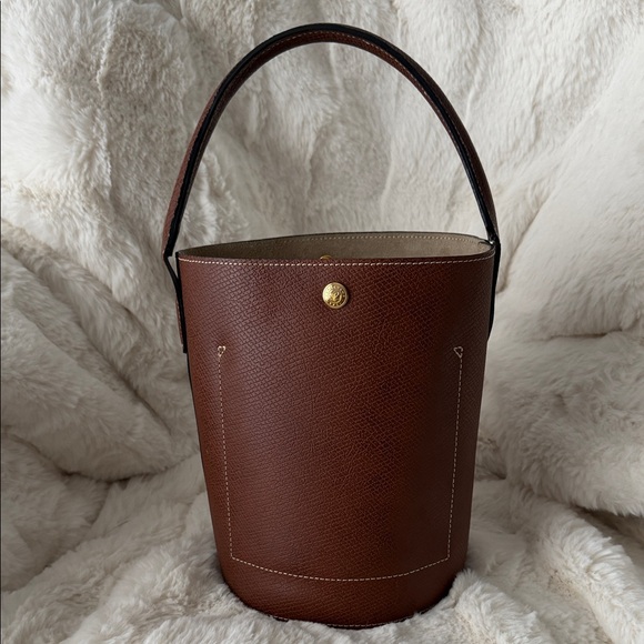 Longchamp Epure Leather Bucket Bag - Picture 6 of 12